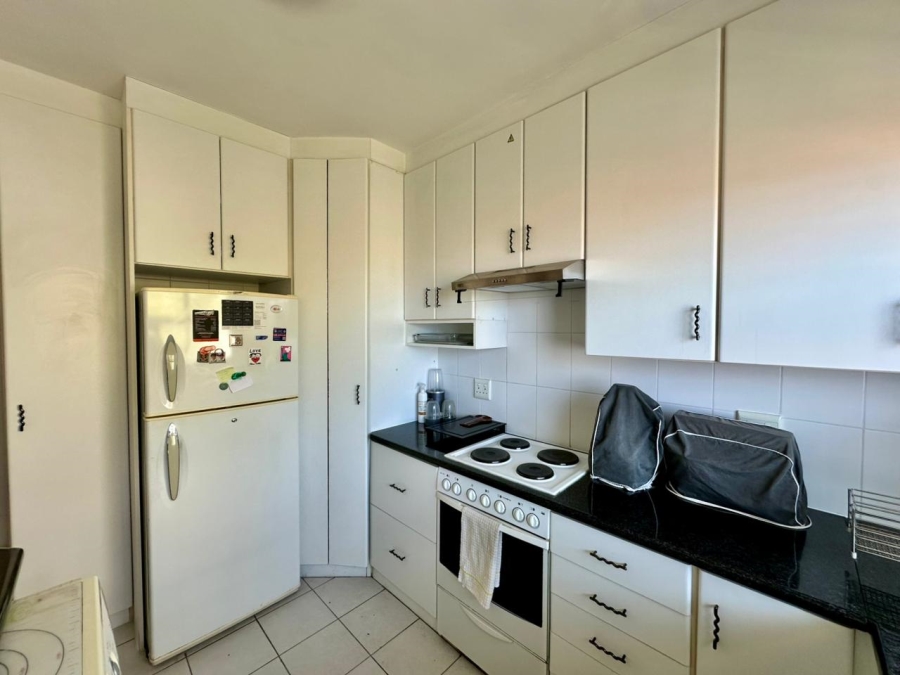 2 Bedroom Property for Sale in Sea Point Western Cape